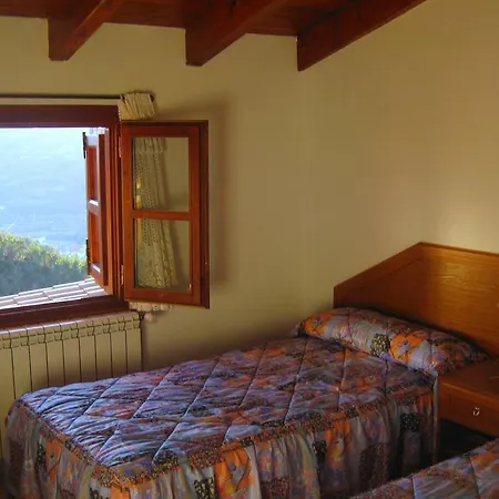 Country house Casa Enriu-alojamiento Y Desayuno